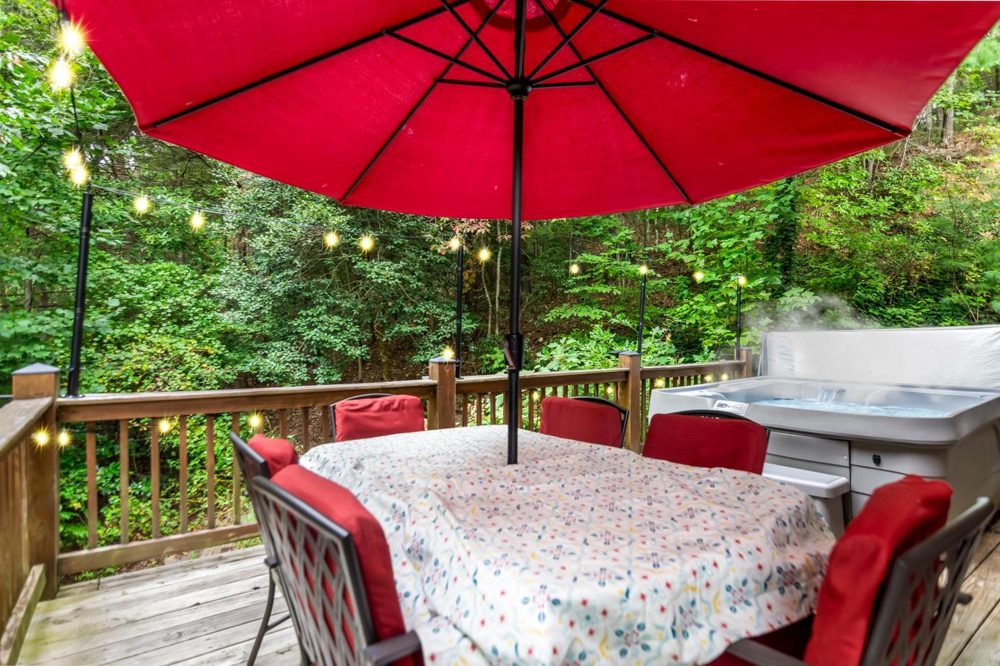 Amazing Creek View Cabin W/ Hot Tub, Firepit & Pool Table Ellijay Exterior foto